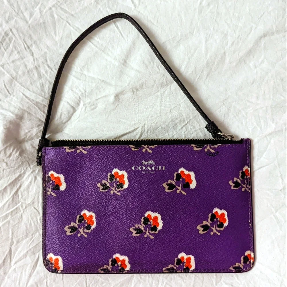 Coach Bramble Rose Wristlet - Picture 1 of 6